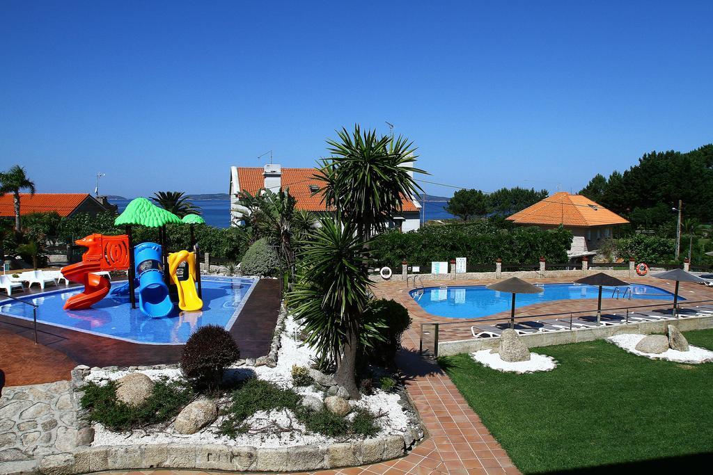 Apartamentos Coral Do Mar II Portonovo Bagian luar foto