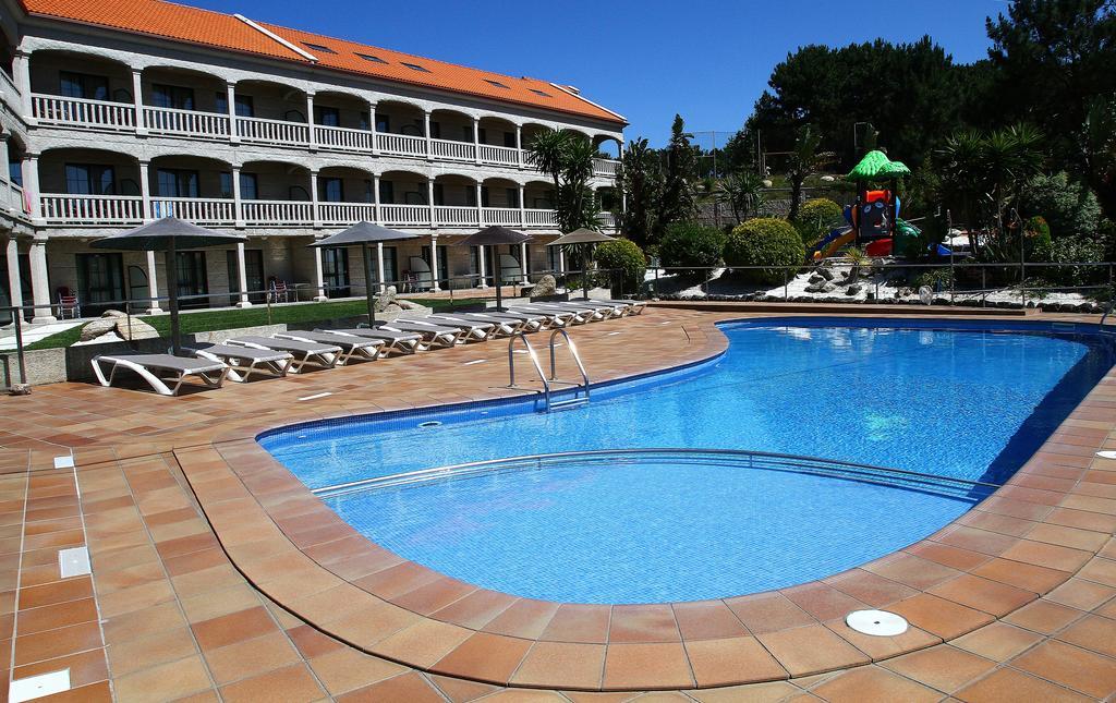 Apartamentos Coral Do Mar II Portonovo Bagian luar foto